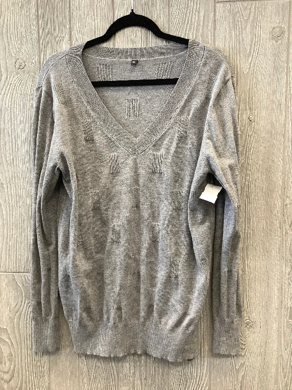 women's tops for those who want to stay updated with the latest fashion trendsTop Long Sleeve By Clothes Mentor In Grey, Size: Xl