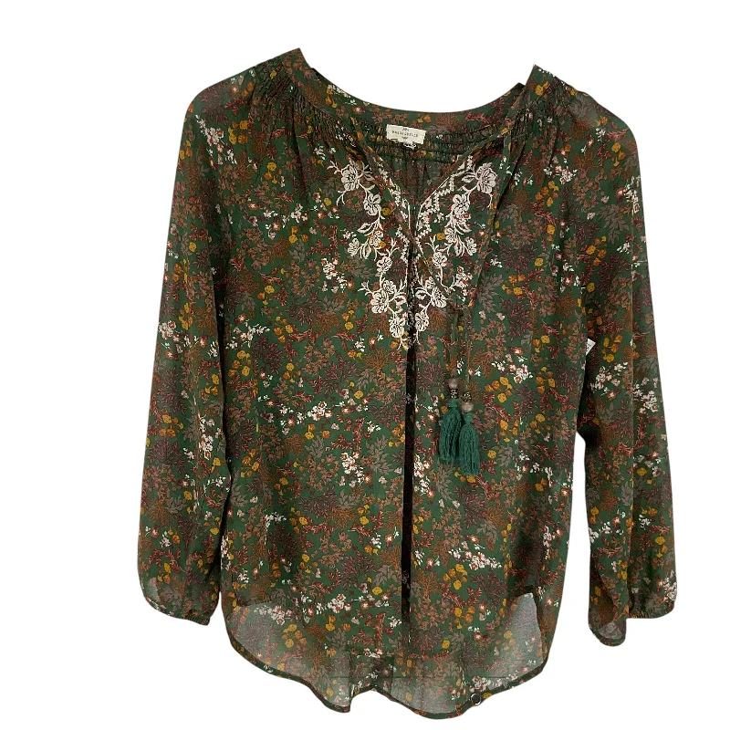 women's tops for maximalist fashion loversTop Long Sleeve By Clothes Mentor In Green, Size: S