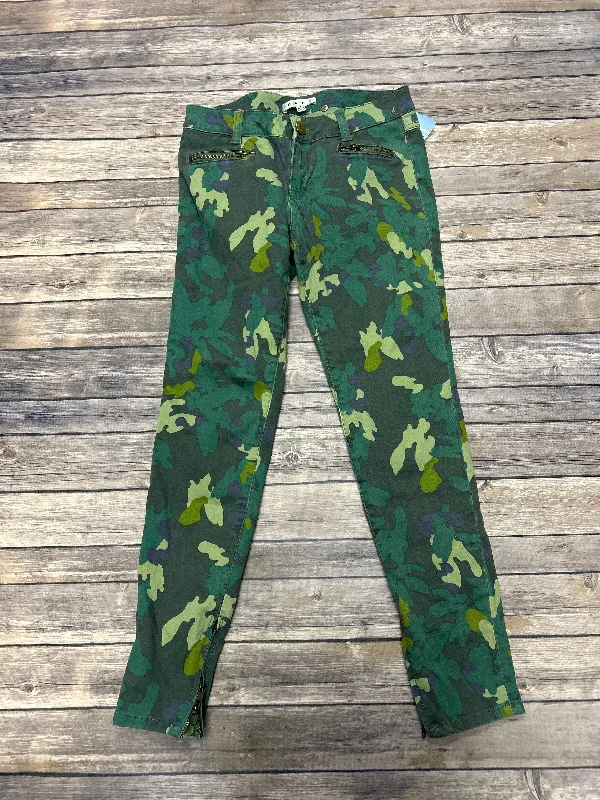 women's denim jeans for autumnJeans Skinny By Cabi In Camouflage Print, Size: 2