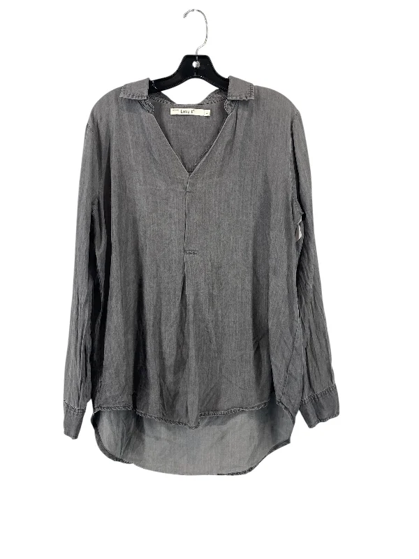 women's tops for those who want to show off their figure in a flattering wayTop Long Sleeve By Clothes Mentor In Grey, Size: L