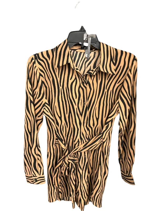 trendy women's topsTop Long Sleeve By Clothes Mentor In Zebra Print, Size: M