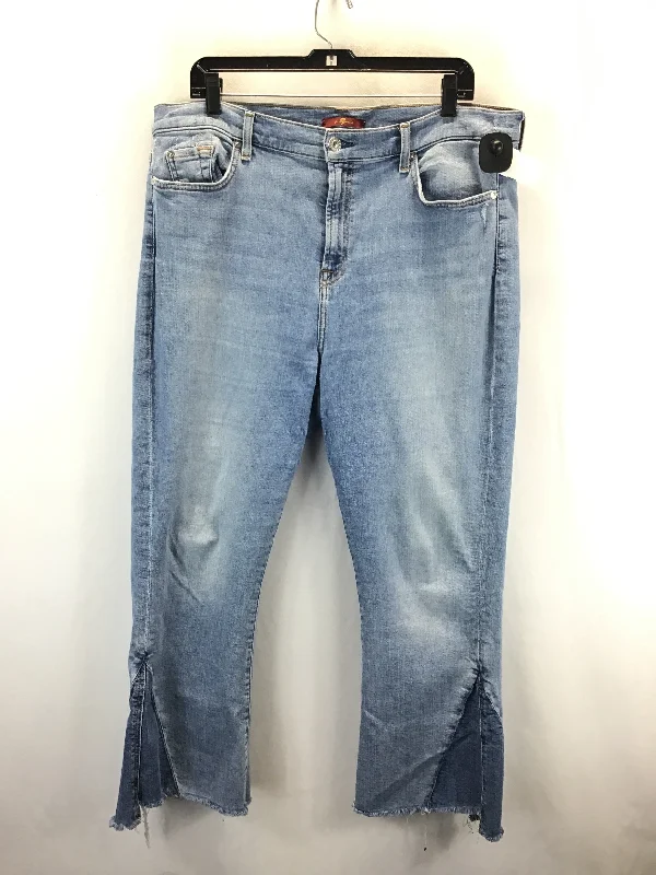 women's blue denim jeansJeans Flared By 7 For All Mankind In Blue Denim, Size: 10