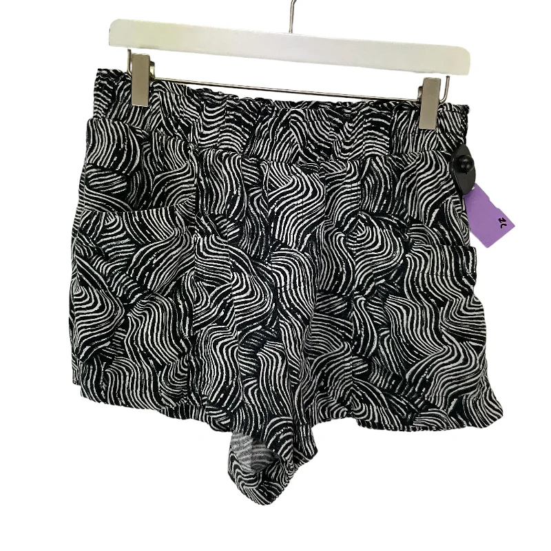 women's high-slung shortsBlack Shorts A New Day, Size M