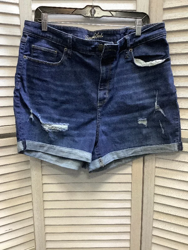 women's high-slung shortsBlue Denim Shorts Universal Thread, Size 16