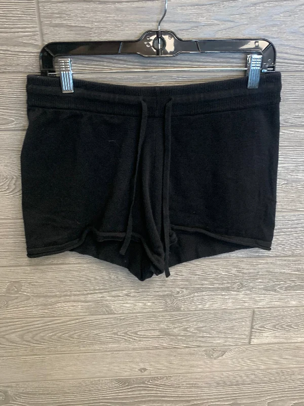 women's convertible shortsBlack Shorts Banana Republic, Size 4