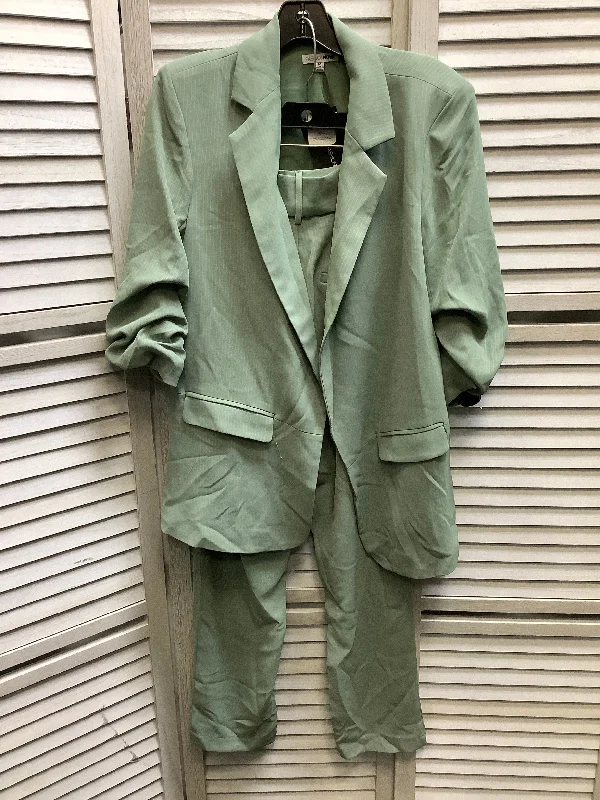 women's leather pantsGreen Pants Set 2pc Fashion Nova, Size M