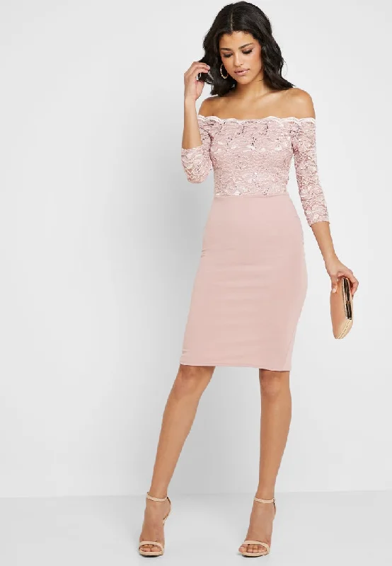 Scoop-Neck DressScallop Bardot Lace Bodycon Dress