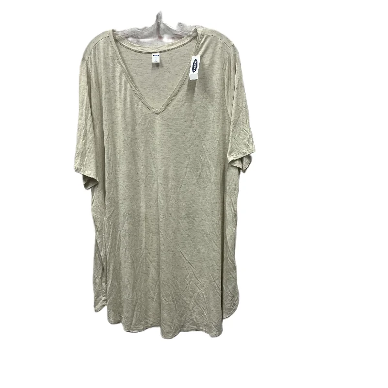 women's tops for those who want to wear versatile pieces that can be dressed up or downTop Short Sleeve By Old Navy In Cream, Size: 4x